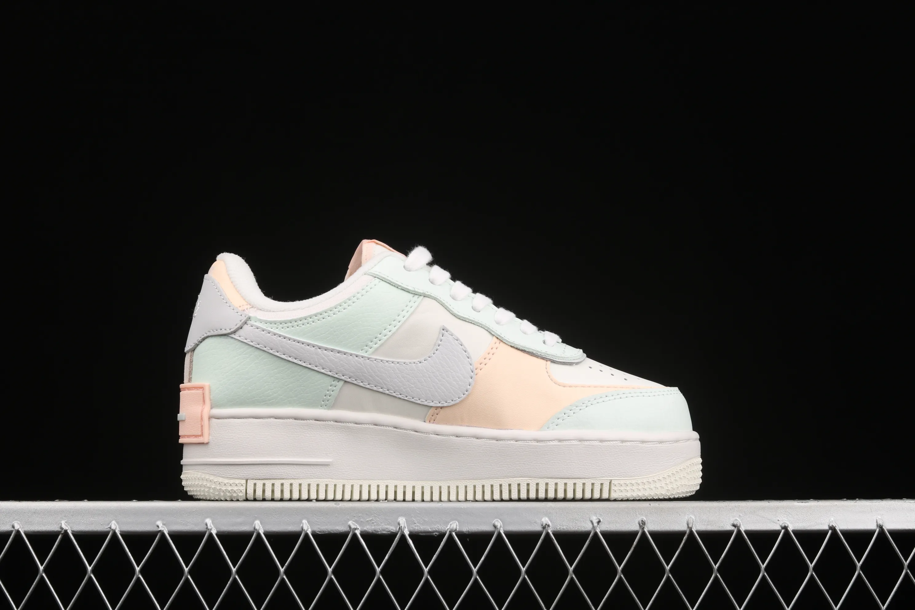 All Categories Nk Air Force 1 Air Force Series Nk Air Force 1 Shadow Air Force Lightweight Increased Corporate Level Nk Air Force 1 Shadow Air Force One Lightweight Increased Low Top Versatile Sneakers CU8591-104
